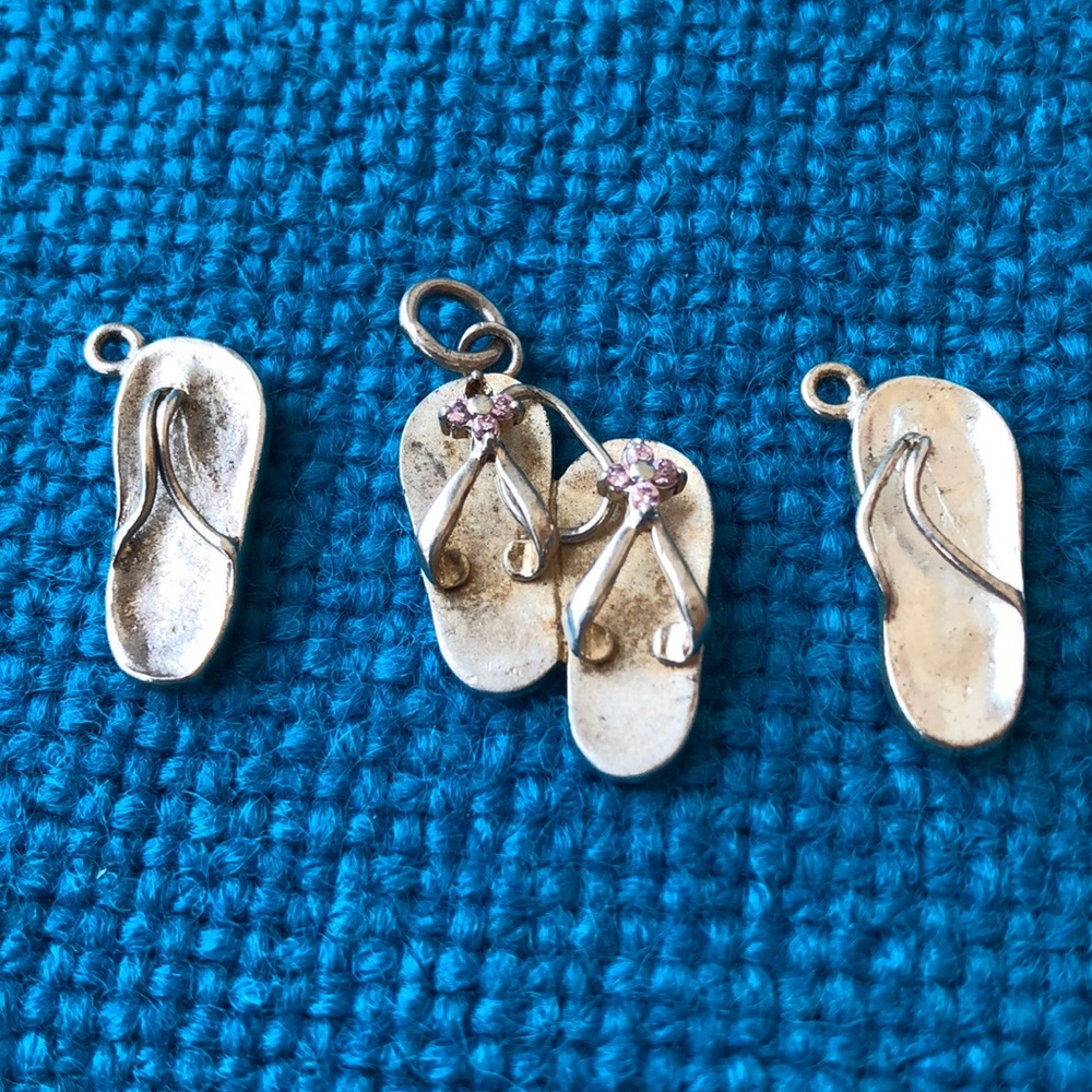 Fun summer 3 sterling silver flip flops sandals charm ( for a bracelet) pendant